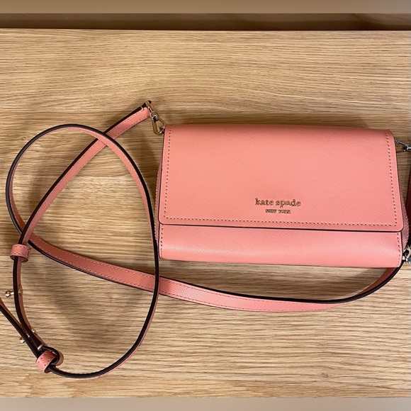 kate spade Handbags - KateSpade Crossbody